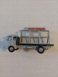 DINKY TOYS SIMCA CARGO MIROITIER 33