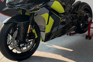 Ducati Panigale V4 Lamborghini