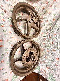 Cerchi in lega aprilia sr doppio disco