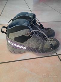 scapre SCARPA bambina trekking N 35