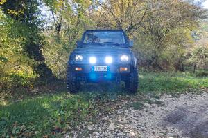 Suzuki samurai 