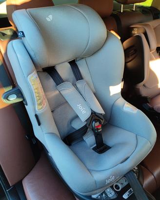 Seggiolino auto Joie i-spin 360 con isofix 40 105