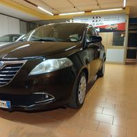 Lancia Ypsilon 1.2 69 CV 5 porte S&S Platinum