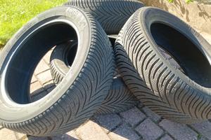 4 Gomme invernali Kleber 215/55/R18 battistra 90%