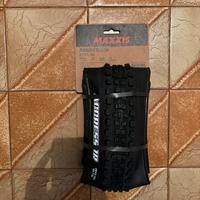 Maxxis agressor 29x2.30