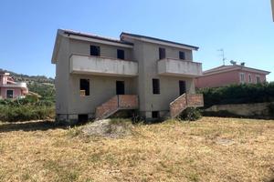 Rif.RI354| bifamiliare settingiano