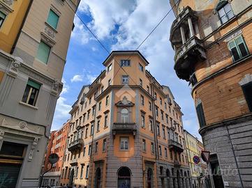 3 LOCALI A TRIESTE