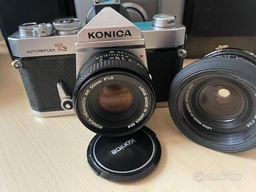 Konica Autoreflex T3 con 50mm e 28mm Konica