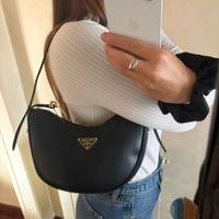 Borsa a spalla Prada Arqué small in pelle