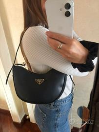 Borsa a spalla Prada Arqué small in pelle