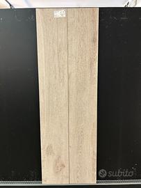 STOCK PIASTRELLE EFFETTO LEGNO MODELLO NUANCE WHIT