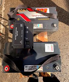 Due Batterie servizi e Parallelatore per camper
