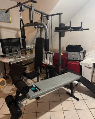 Palestra multifunzione completa con pesi e panca