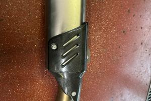 Terminale akrapovic in titanio r6 2018