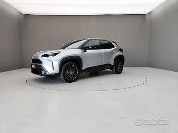 Musata completa toyota yaris cross #060