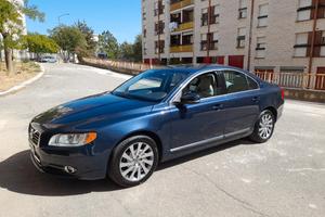 volvo s 80