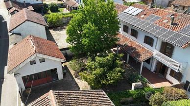 Villetta a schiera di 305 m² con più di 5 locali e
