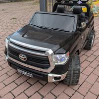 Macchina elettrica Toyota Tundra per bambini