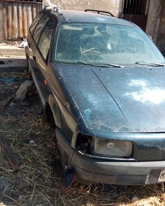 Volkswagen Passat vendita come ricambi