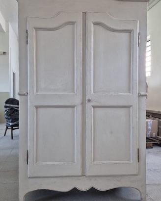 Armadio vintage shabby chic