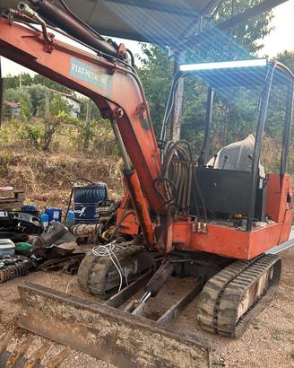 Miniescavatore hitachi