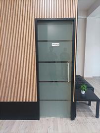 Porta scorrevole ufficio