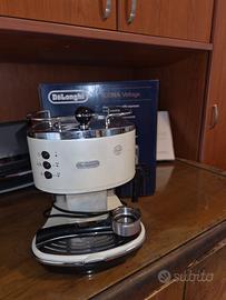 Macchina per caffè espresso Delonghi 
