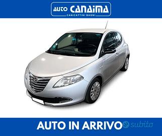 Lancia Ypsilon 1.2 B Gold - 2014