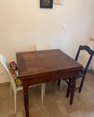 TAVOLO ROMAGNOLO  IN LEGNO  ALLUNGABILE