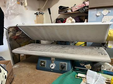 Pressa per Teletta Adesiva