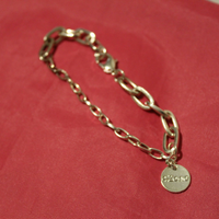 Bracciale catena con ciondolo