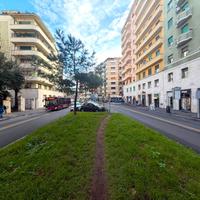 Trieste/Africano - Locale commerciale