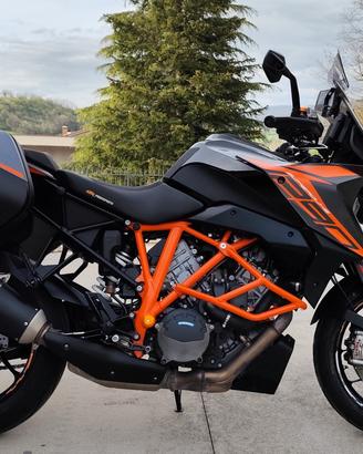 super Duke gt 