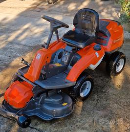 Trattorino RIDER R214T idrostatico