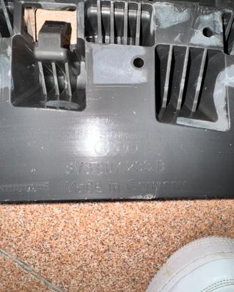 SUPPORTO PARAURTI ANTERIORE AUDI a3