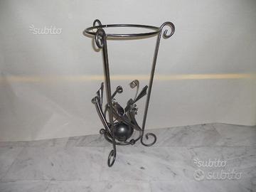 Portaombrelli in ferro battuto