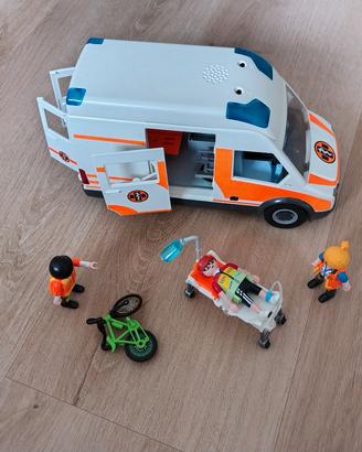 Ambulanza Playmobil 
