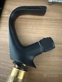 Rubinetto miscelatore nuovo