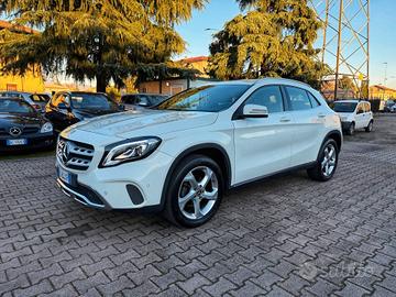 Mercedes-benz GLA 200 d Automatic 4Matic AUTOMATIC