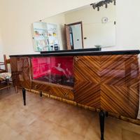 Credenza antica