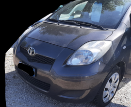 Toyota Yaris 1.0 5 porte Now GPL