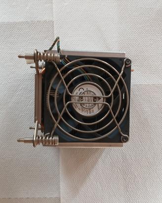 dissipatore attivo per CPU