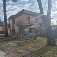 Anzio: porzione di villa bifamiliare