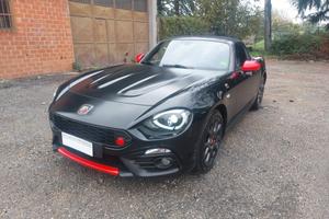 Abarth 124 Spider Scorpione