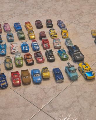 Disney cars  lotto. di 48  automobiline in metallo