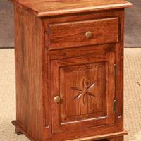 Comodino in legno massello