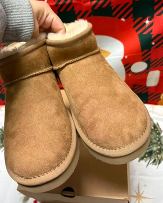 Stivaletti corti donna UGG Ultra Mini EU 39