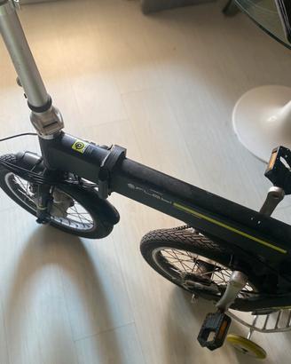 Bicicletta elettrica pieghevole flebi