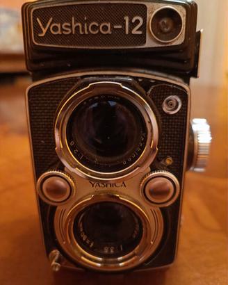 Yashika 12