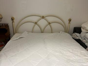 Letto matrimoniale